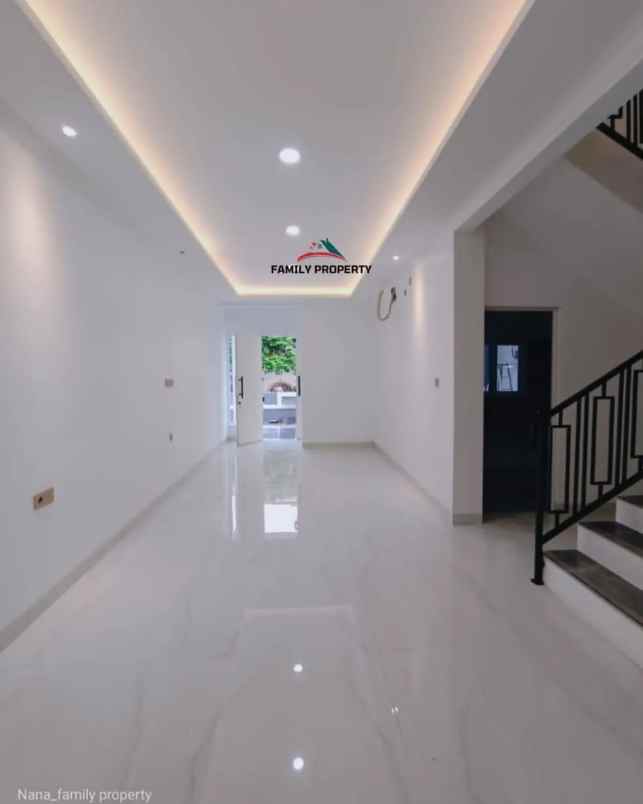 dijual rumah jalan raya kejaksaan joglo