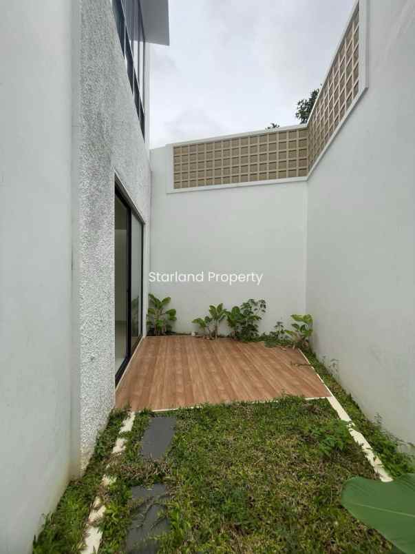dijual rumah jalan raya pamulang barat