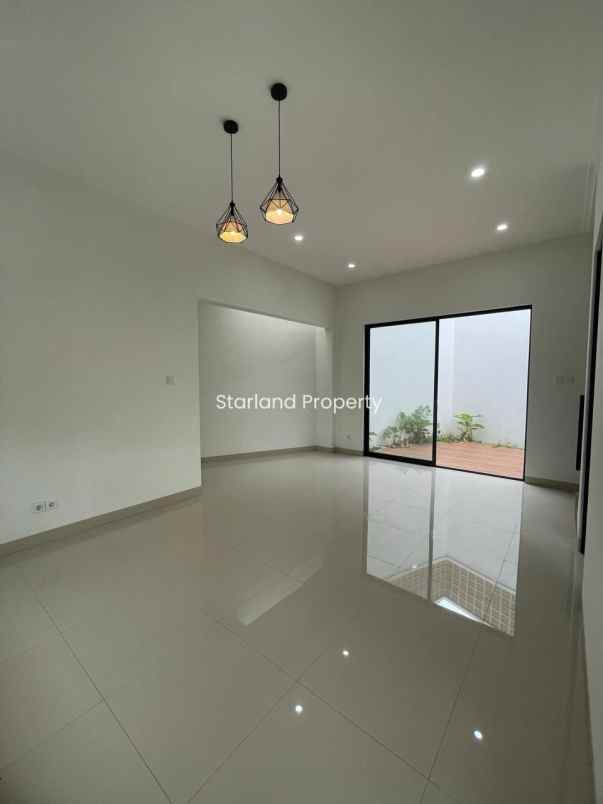 dijual rumah jalan raya pamulang barat