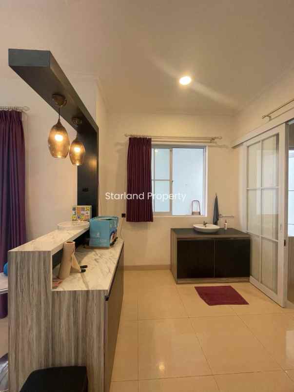 dijual rumah jalan raya pesanggrahan