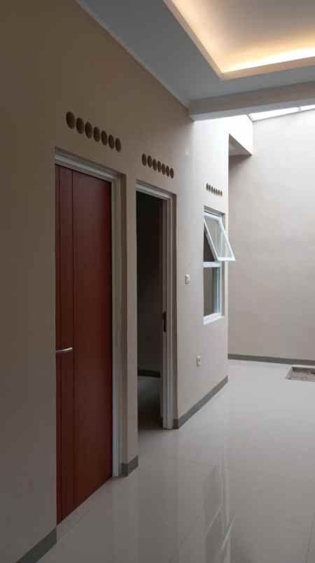 dijual rumah jalan sasak batu jatihandap