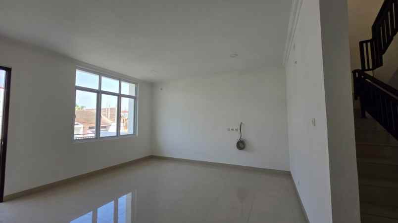 dijual rumah janur asri kelapa gading