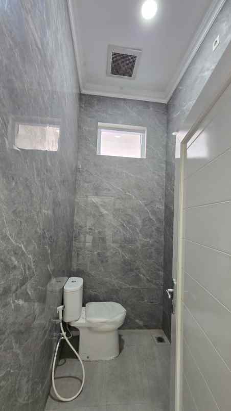 dijual rumah janur asri kelapa gading