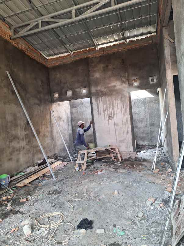 dijual rumah jatisari mijen
