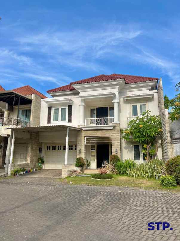 dijual rumah jemursari regency