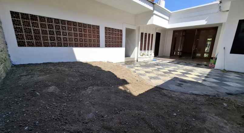 dijual rumah ji kertajaya indah manyar