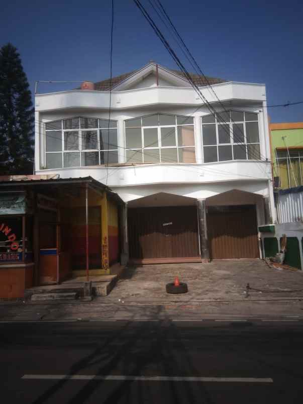 dijual rumah jl aem baris raya kebon
