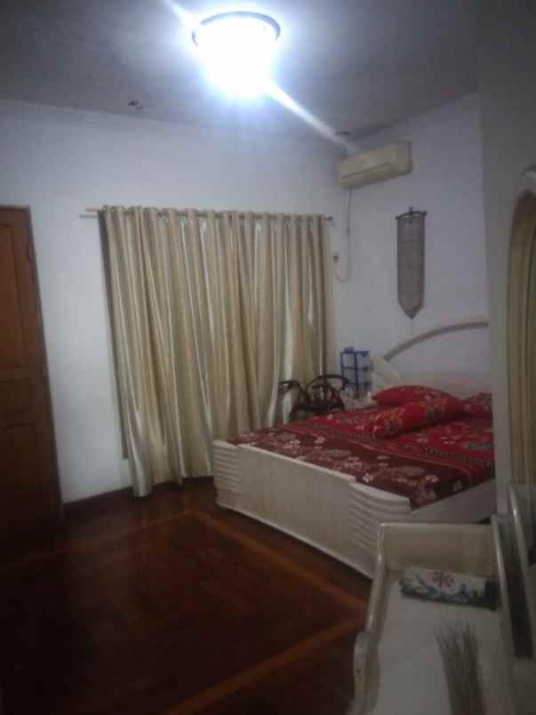 dijual rumah jl aem baris raya kebon