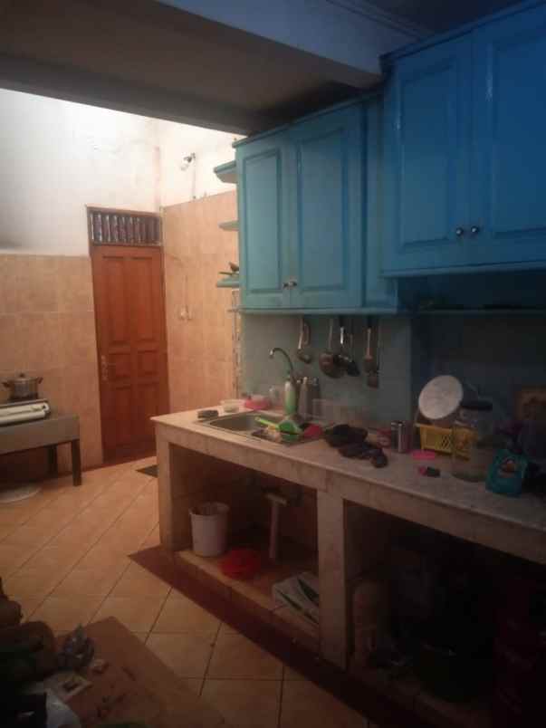 dijual rumah jl aem baris raya kebon