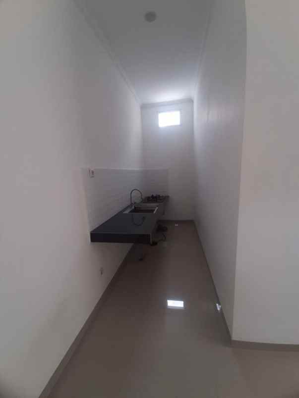 dijual rumah jl al hidayah