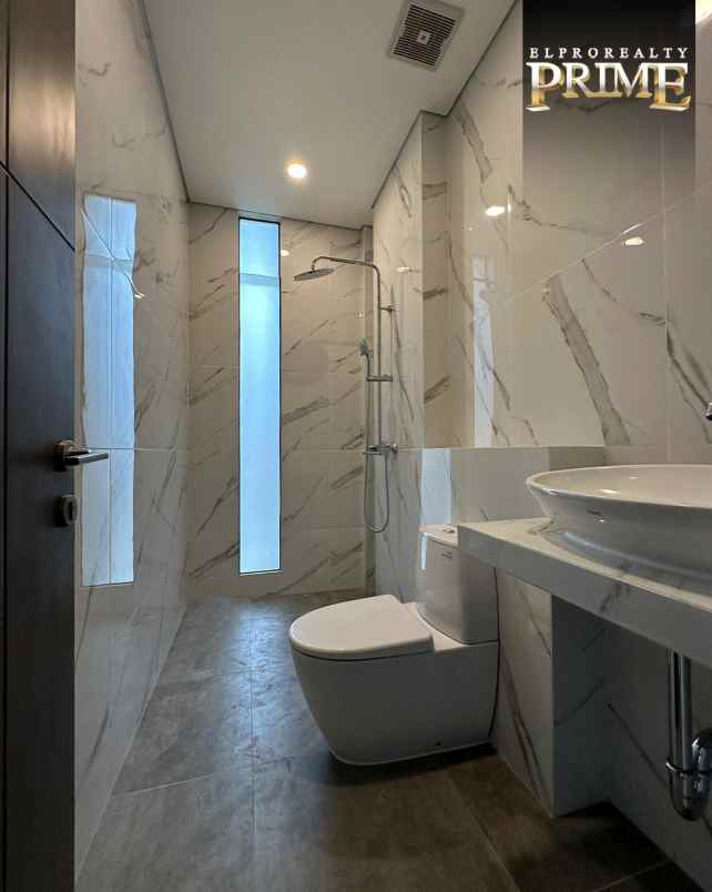 dijual rumah jl andara raya