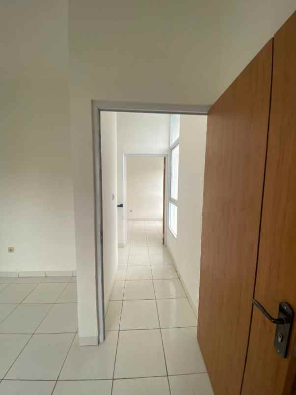 dijual rumah jl budi indah iii