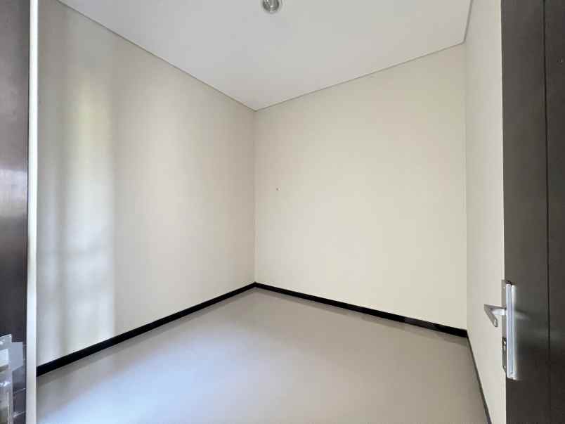 dijual rumah jl domungal kebonwaris