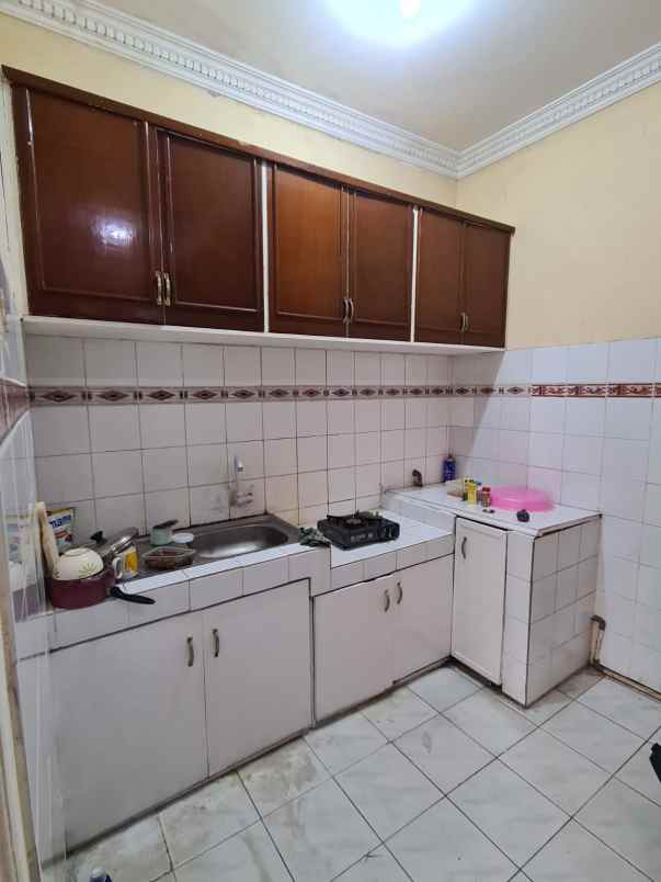 dijual rumah jl eramas 2000 pulogebang