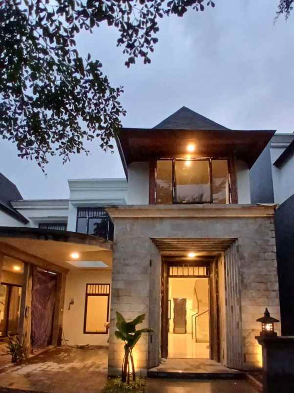 dijual rumah jl galur limo