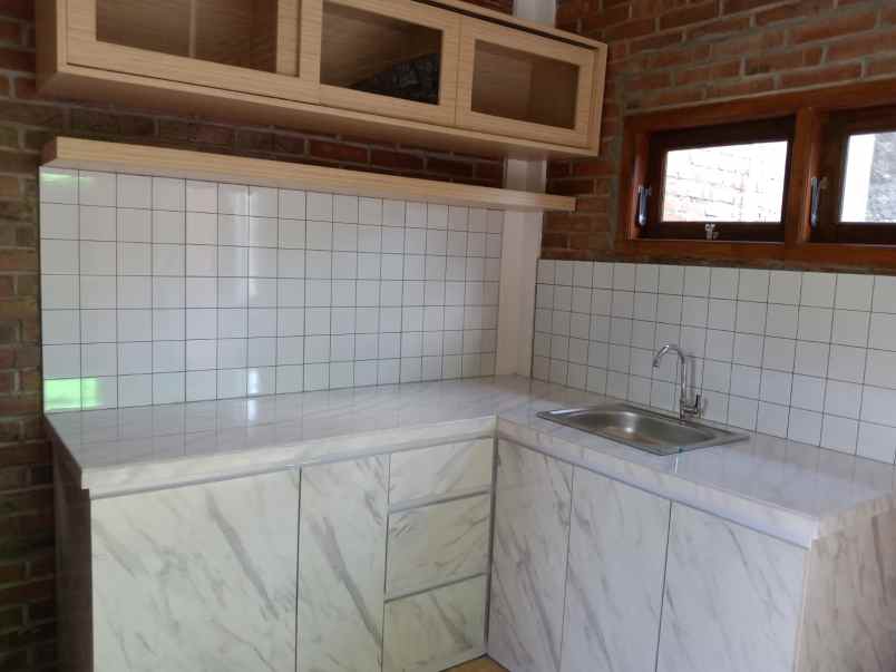 dijual rumah jl godean km 10 godean