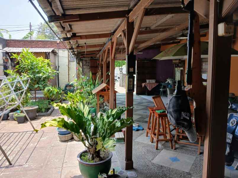 dijual rumah jl golf komp bina marga