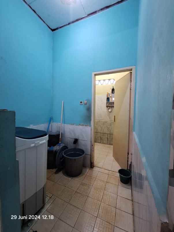 dijual rumah jl jasa