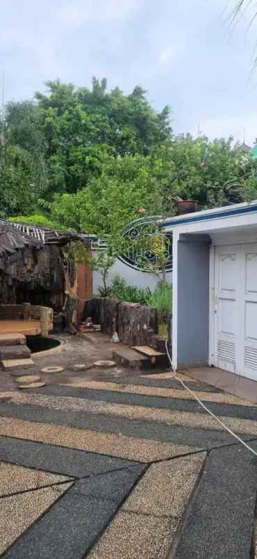 dijual rumah jl kav al duren sawit