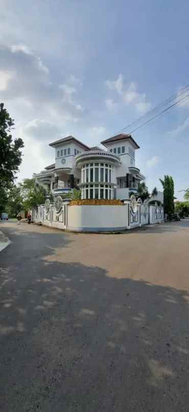 dijual rumah jl kav al duren sawit