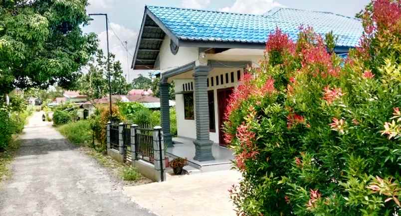 dijual rumah jl lintas pematang siantar