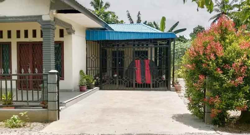 dijual rumah jl lintas pematang siantar