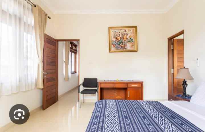 dijual rumah jl mohammad yamin renon