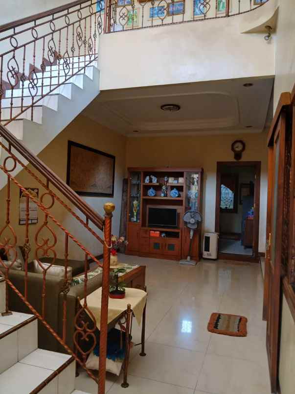 dijual rumah jl nilamsari 1