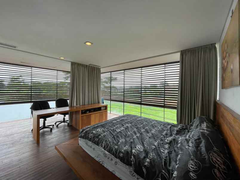 dijual rumah jl pasteur sutami