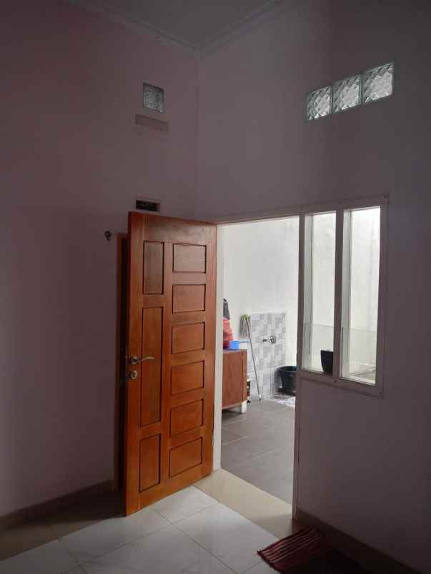 dijual rumah jl purwodadi