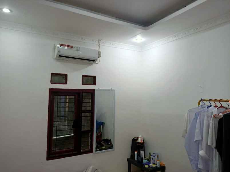 dijual rumah jl purwodadi