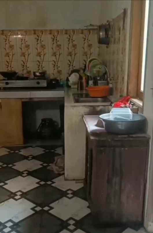 dijual rumah jl raya muchtar gg sirsak