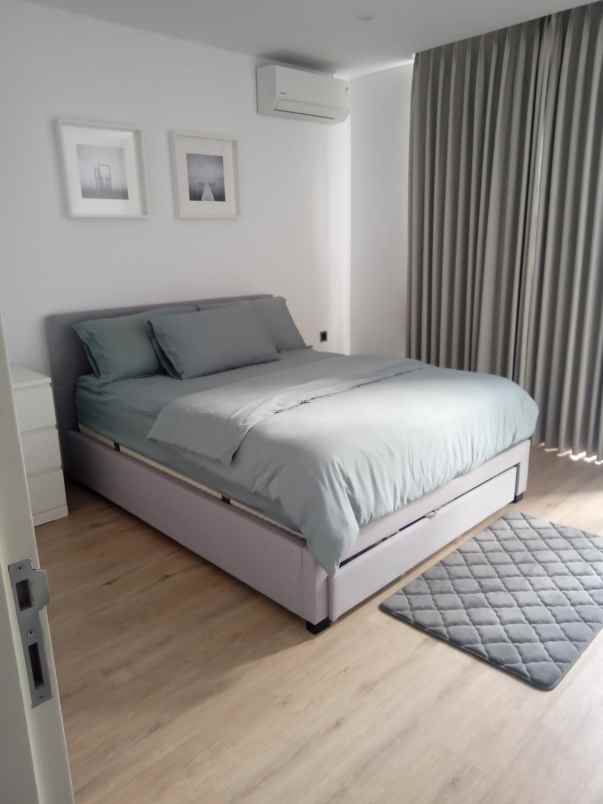 dijual rumah jl setiabudi