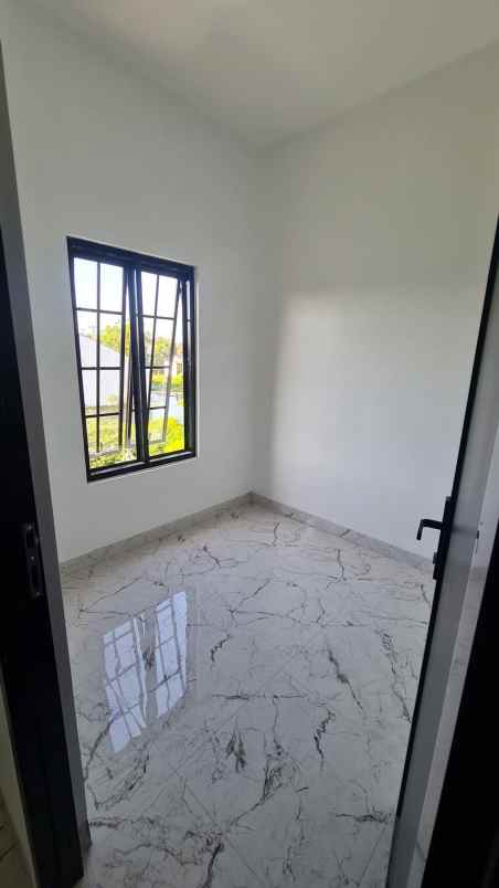 dijual rumah jl tamangapa raya