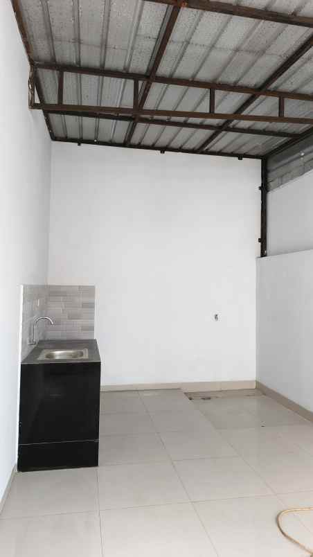 dijual rumah jl untung suropati