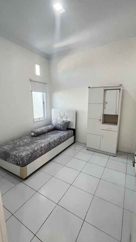 dijual rumah jl warung jaud kaligandu