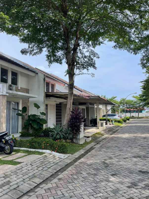 dijual rumah jln chandradimuka bapelkes