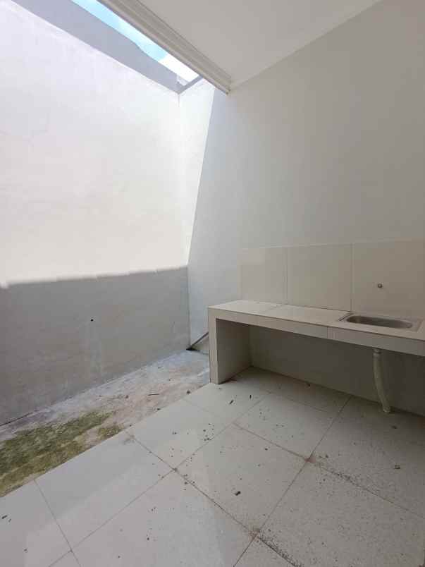 dijual rumah kalimulya dekat smkn 3 depok