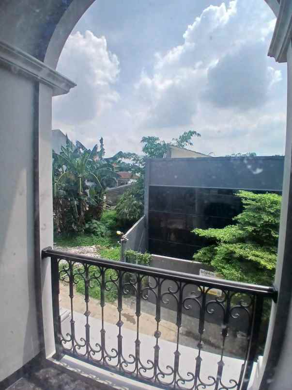 dijual rumah kalimulya depok