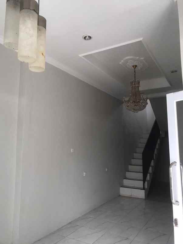 dijual rumah kalimulya perumahan taman