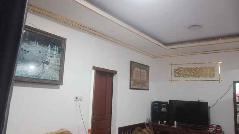 dijual rumah kampung rawa pasung bekasi barat
