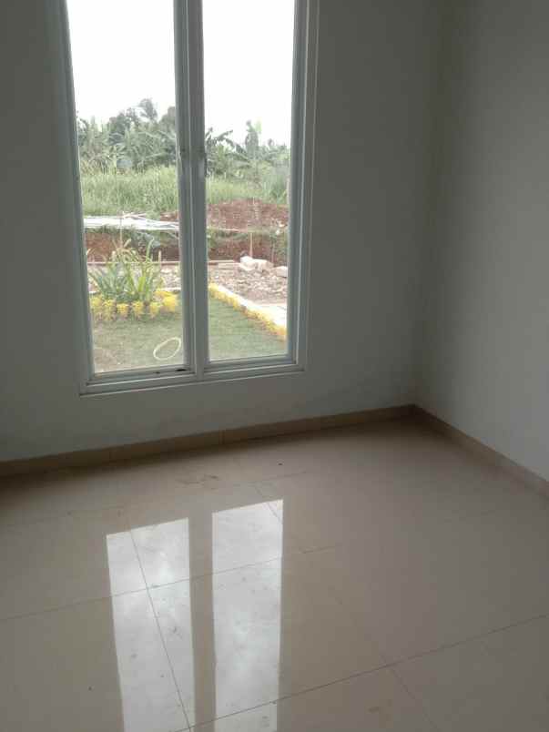 dijual rumah karadenan cibinong bogor