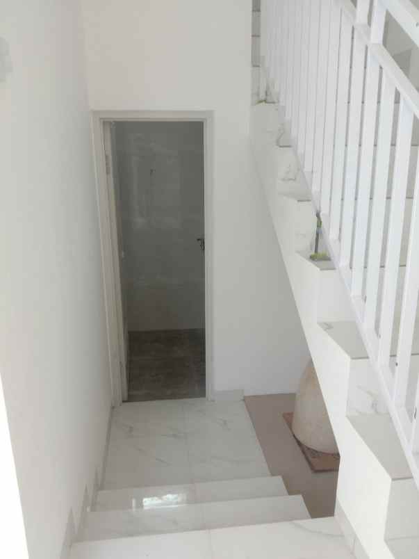 dijual rumah karadenan cibinong bogor