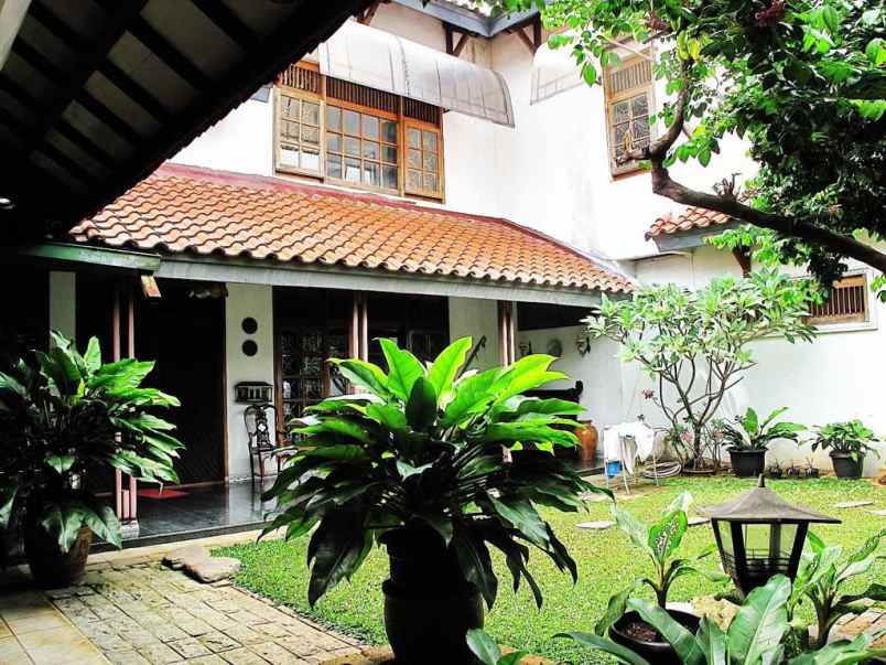 dijual rumah kaveling deplu adam malik