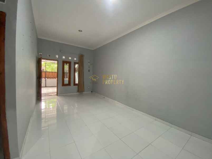 dijual rumah kebondalem prambanan