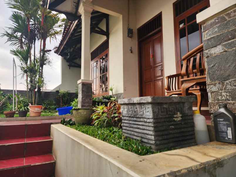 dijual rumah kec cimahi utara