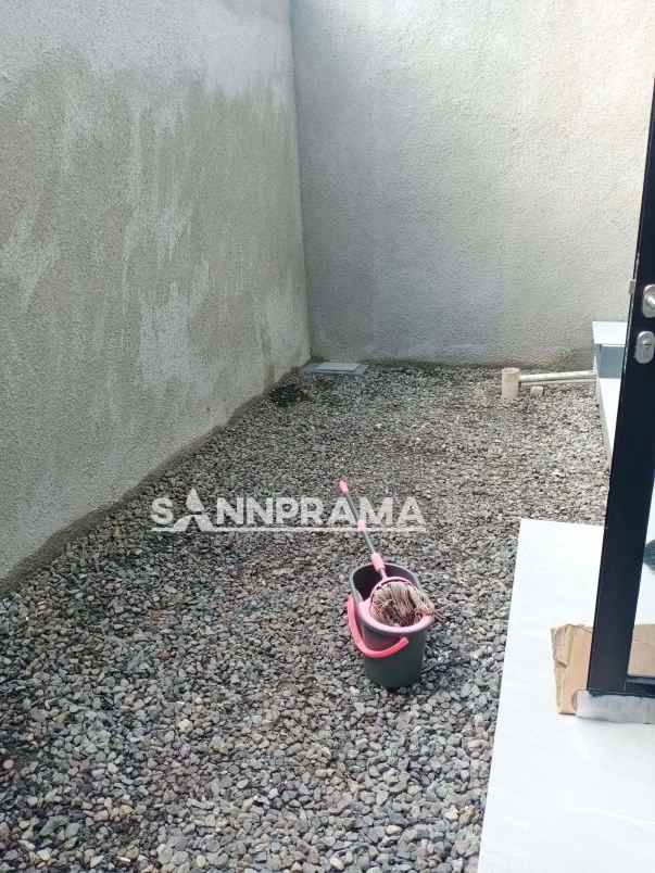 dijual rumah kedaung