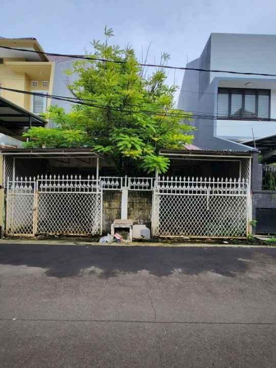 dijual rumah kelapa gading