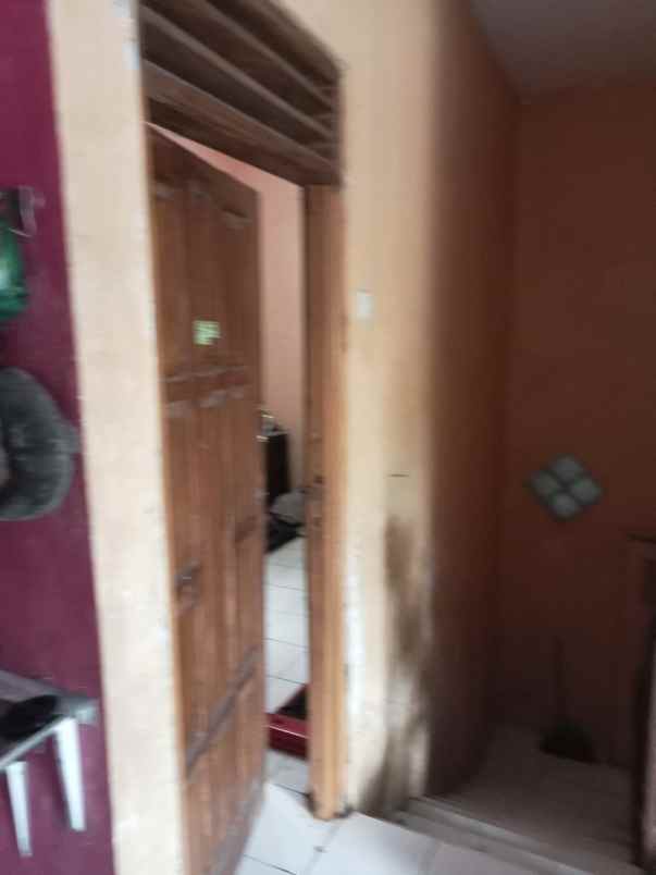 dijual rumah komplek polri gowok sleman