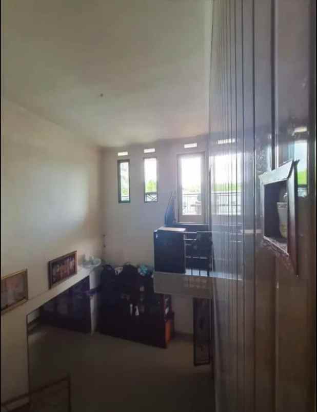 dijual rumah komplek swadaya duren